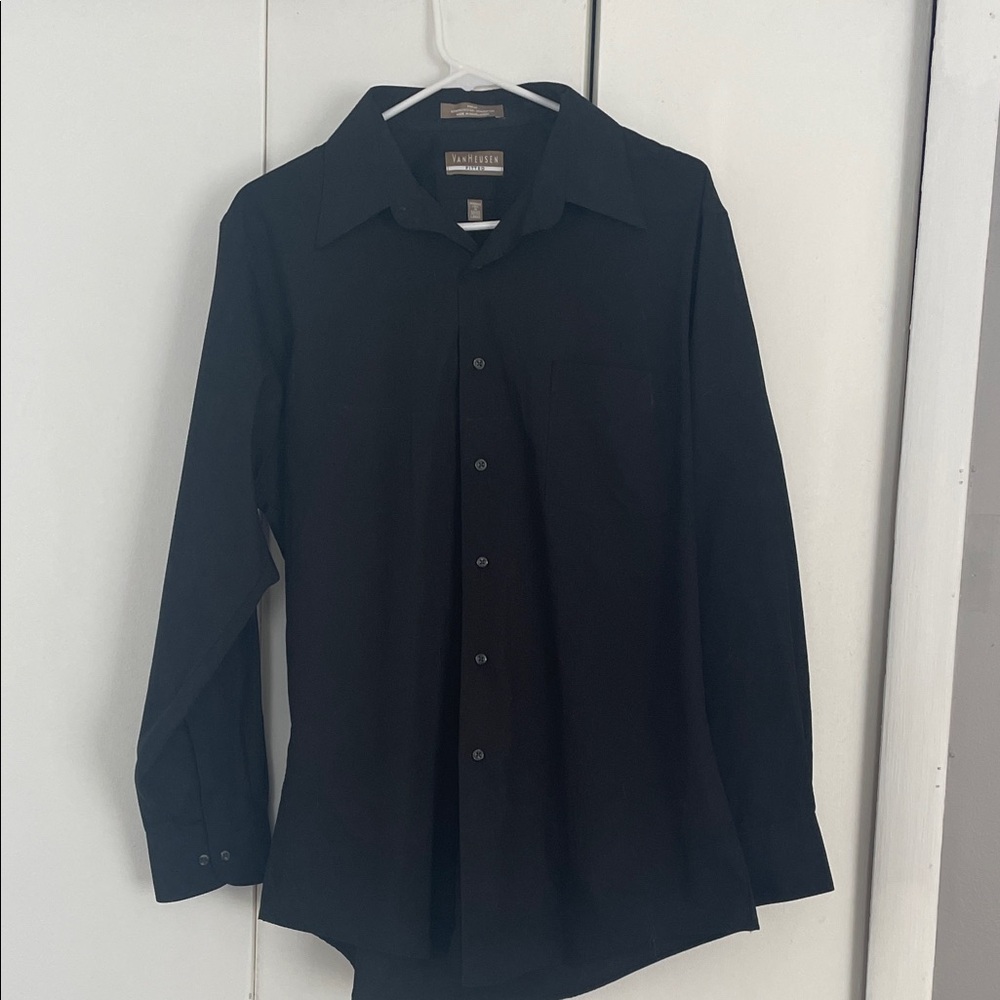 Van Heusen Men’s Black Wrinkle-Free Fitted Button-Down Shirt 16 32/33